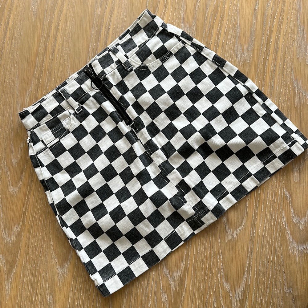 Urban Outfitters Black and White Moto Check Mini Skirt size XS